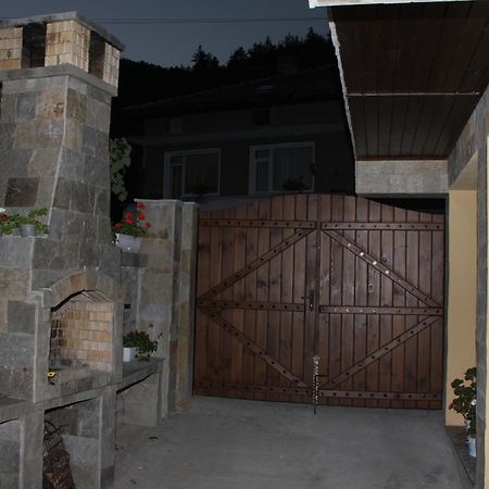 Guest House Stelia Βέλινγκραντ Εξωτερικό φωτογραφία